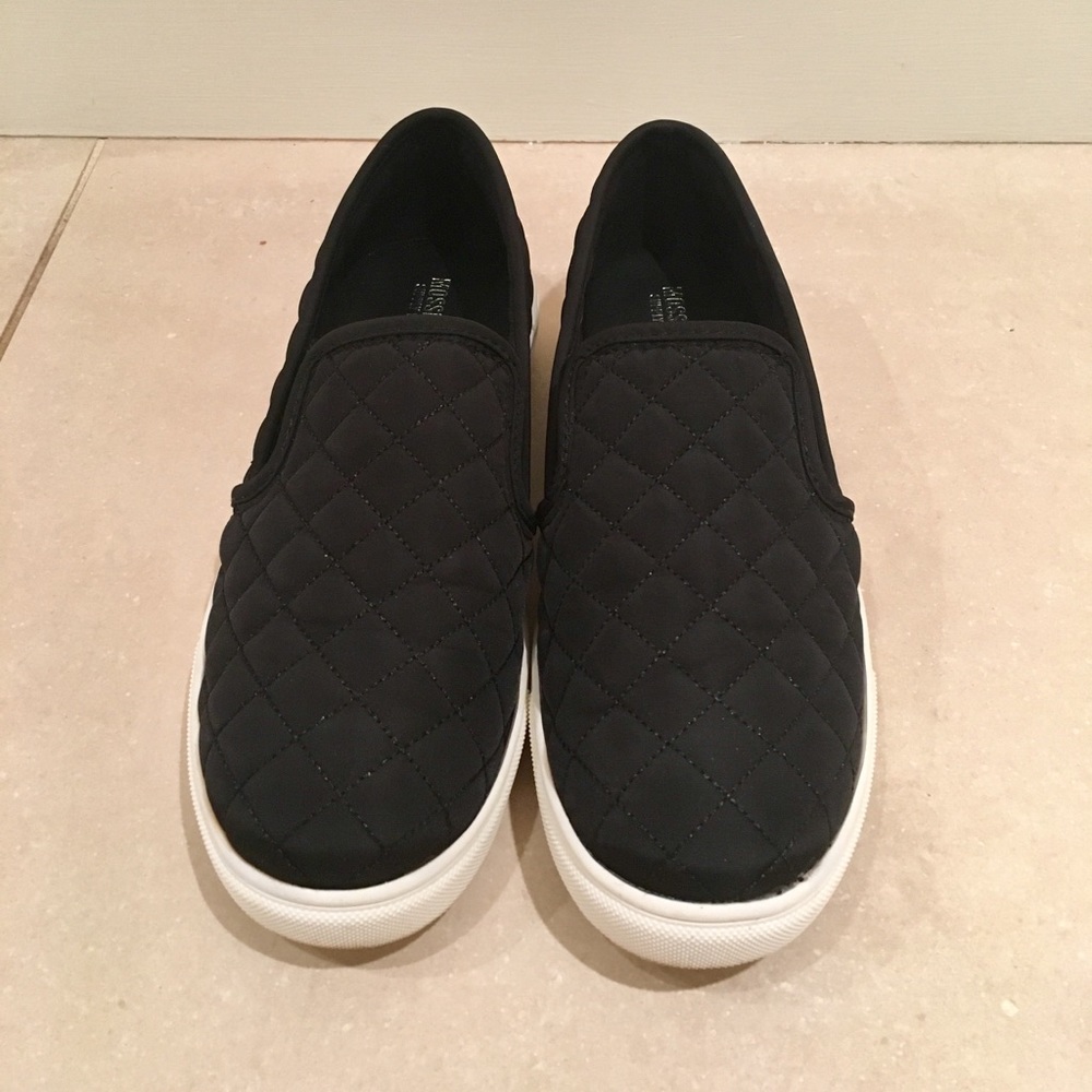 Women’s Black Quilted Sneakers (size 8.5)